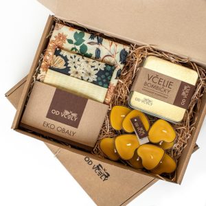 Darčeková krabička so včelími sviečkami, sadou voskových obrúskov a včelími bombičkami