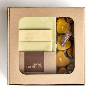 Darčeková krabička so včelími čajovkami a sadou voskovách obrúskov