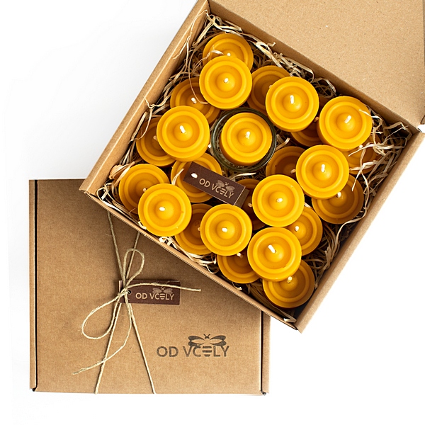 Čajové sviečky z včelieho vosku v darčekovej krabičke so skleneným svietničkom - odvcely.sk